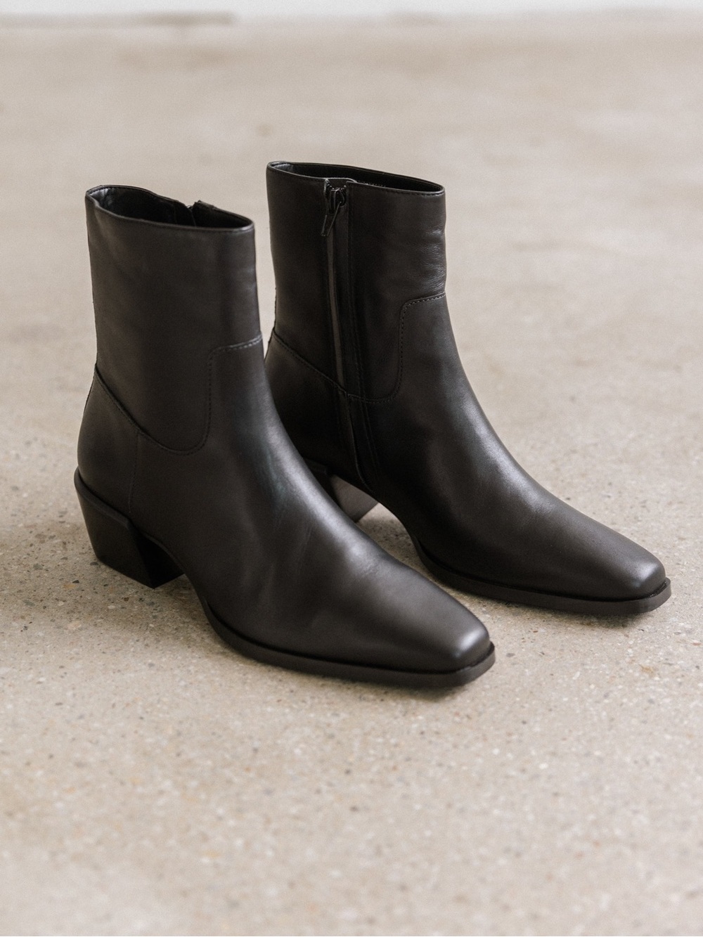 NIB Steve Madden Daney black leather boots 8.5